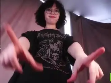 Chaturbate Live Sex Cam of cinacandy