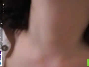 Chaturbate Live Sex Cam of cinacandy