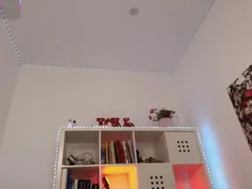 Chaturbate Free Live Porn of angel_danm_milf