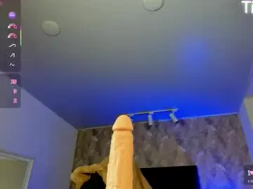 Chaturbate Watch Live Sex Cams of april_dumont