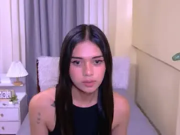 Chaturbate Live Sex Cam of athenaheart