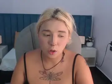 Chaturbate Live Sex Cam of april__bunny