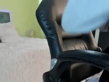 Chaturbate Watch Live Sex Cams of celeste_rous__