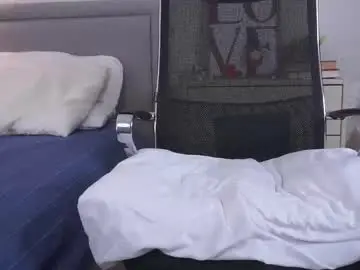 Chaturbate Live Sex Cam of hasta_la_kissy