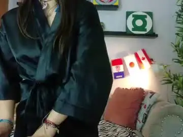 Chaturbate Live Sex Cam of katalinalee_