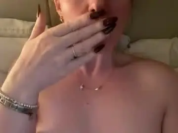 Chaturbate Adult Webcam of red_head_rosie_69