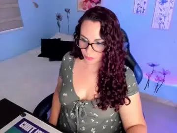 Chaturbate Free Live Porn of nicky_lucy_m