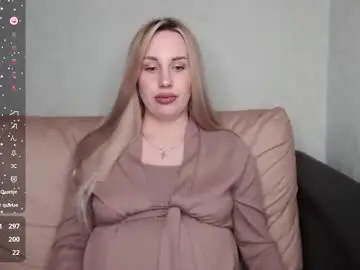 Chaturbate Best live sex cam show of monika_luire