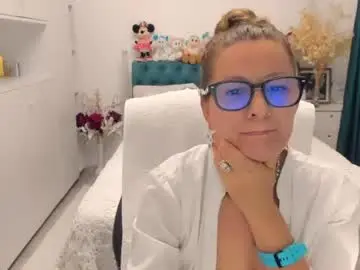 Chaturbate Live Porn of prettyblackeyes