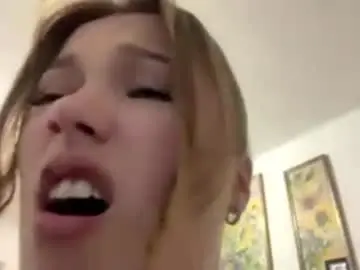 Chaturbate Free Porn Cam of crissymemo