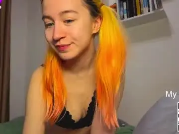 Chaturbate Free Live Porn of emilly_20