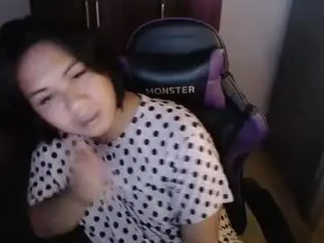 Chaturbate Nude Webcam of ur_cutiesthotasianxx