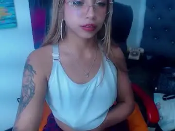 Chaturbate Free Porn Cam of xxsashablondelatinxx