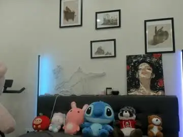 Chaturbate Live Sex Cam of jenie_fire