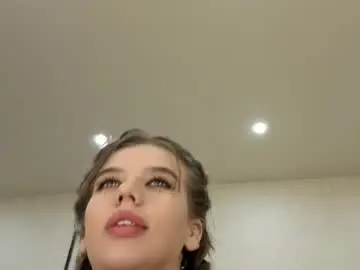 Chaturbate Live Sex Cam of jenie_fire