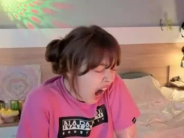 Chaturbate Live Sex Cam of kina_ka