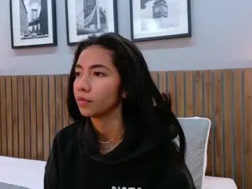 Chaturbate Best live sex cam show of luna_roja25