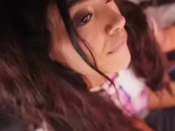 Chaturbate Free Live Porn of larastanford1