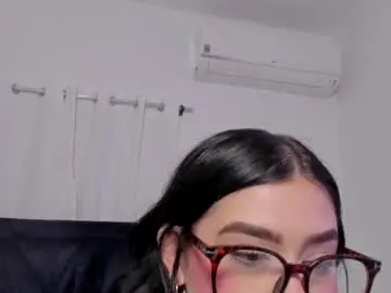 Chaturbate Watch Live Sex Cams of lily_woodz