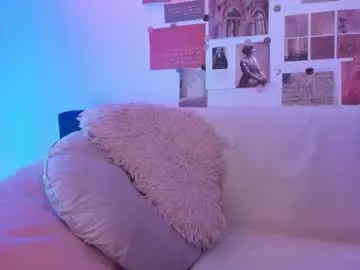 Chaturbate Live Sex Cam of mia_mintz