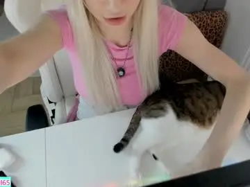 Chaturbate Live Sex Cam of sugar_rainbow