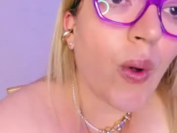 Chaturbate Live Sex of naty__mature_