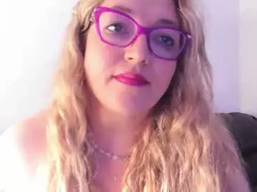 Chaturbate Live Sex Cam of naty__mature_