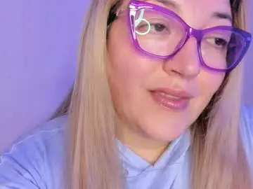 Chaturbate Adult Video Chat of naty__mature_