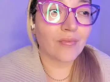 Chaturbate Sex Chat of naty__mature_