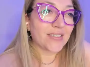 Chaturbate Sex Chat of naty__mature_