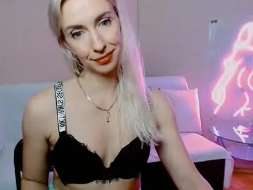 Chaturbate Watch Live Sex Cams of cute_smile_shy