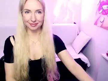 Chaturbate Free Porn Cam of cute_smile_shy