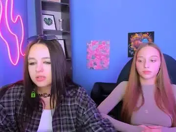 Chaturbate Sex Cam of elara_night1