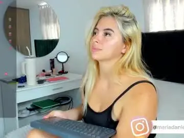 Chaturbate Adult Video Chat of mariadanielasanchez