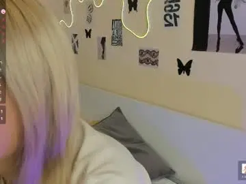 Chaturbate Free Porn Cam of satinpresence