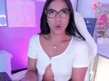 Chaturbate Live Sex Cam of amber_villalobos