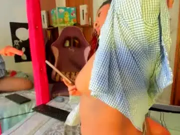 Chaturbate Private Sex Chat of emilly_coper18