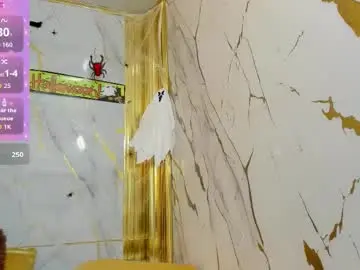 Chaturbate Free Porn Cam of adara_sweet20
