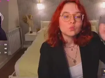 Chaturbate Live Sex Cam of aleks_caste