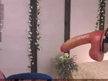 Chaturbate Live Sex Cam of loney__tunes