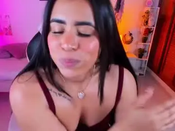 Chaturbate Adult Video Chat of avelis_trum2