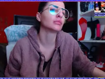 Chaturbate Adult Webcams of cuminmenowbby