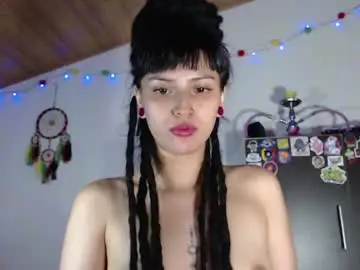 Chaturbate Nude Webcam of gaby_cute_16