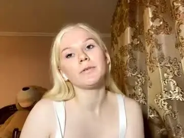 Chaturbate Adult Webcams of lindabreines