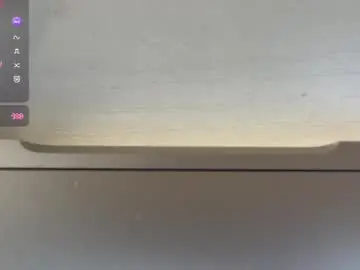 Chaturbate Live Sex Cam of lisa_graham