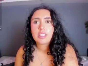 Chaturbate Free Porn Cam of isaxcurves