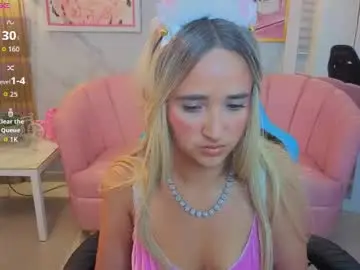 Chaturbate Nude Webcam of bella_vibes_s