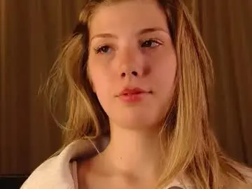 Chaturbate Best live sex cam show of lumiasolstice