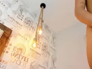 Chaturbate Sex Chat of alahiacruz1