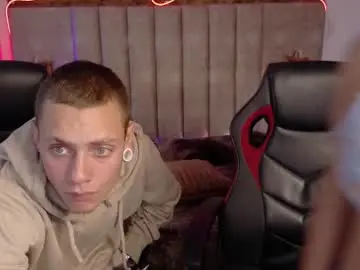 Chaturbate Sex Cam of violet__jones1